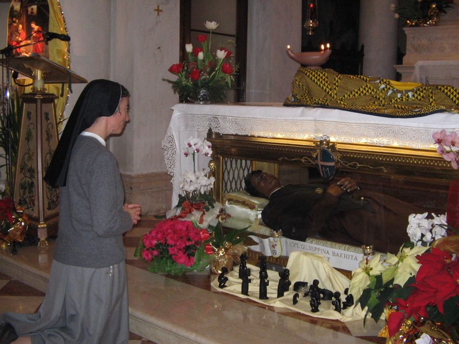 Sainte Bakhita, corps incorruptible