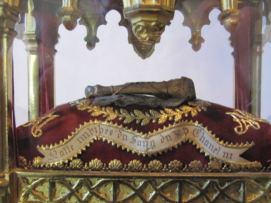 reliques os d'un saint